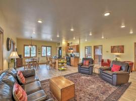 Large Ten Sleep Home on Main St, 10 Mins to Canyon