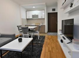 Zova Deluxe Apartment，位于兹拉蒂博尔的酒店