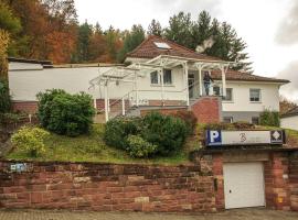 Villa Bruderfels, Garni，位于Rodalben的酒店