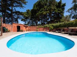 Villa Rural EL Poleo D&R con Piscina Climatizada Privada y Solárium，位于Pico de Viento的酒店