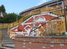 Hotel Castagneto，位于San Pietro Apostolo的酒店