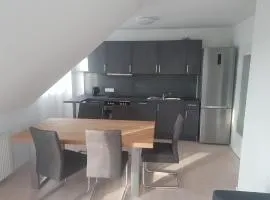 50 Quadratmeter abgeschlossene Wohnung mit Panoramablick