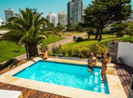 Atlantic Hostel Punta del Este，位于埃斯特角城的酒店