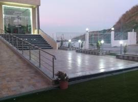 Hôtel Albatros beach，位于布米尔达斯的酒店