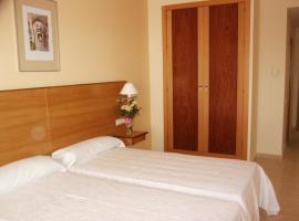 Hotel Spa Almedina，位于麦地那西多尼亚的酒店