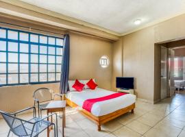 OYO Hotel Kasino，位于Montemorelos的酒店