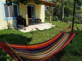 Elbasan Backpacker Hostel，位于爱尔巴桑的酒店