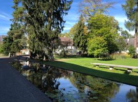 Boutique Hotel Zum Oberjäger, Schloss Lackenbach，位于Lackenbach的酒店
