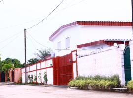 VILLAGE IGNONGA，位于利伯维尔的酒店