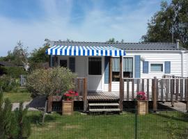 Camping les Charmilles，位于Houlle的酒店