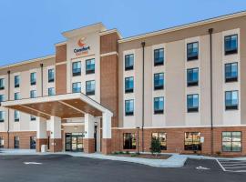 Comfort Suites Greensboro-High Point，位于格林斯伯勒皮德蒙特三角区机场 - GSO附近的酒店