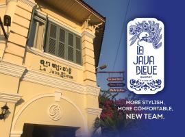 蓝色加巴酒店，位于贡布榴莲环岛附近的酒店