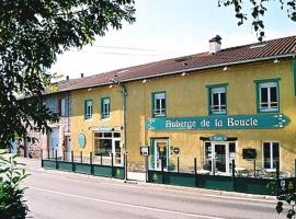 Logis Auberge De La Boucle，位于Saint-Nizier-dʼAzergues的酒店