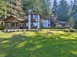Camano Island Family House with Hot Tub and Deck!