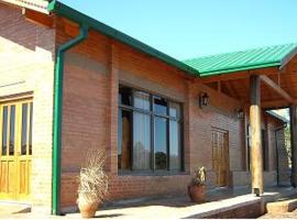 Victorias del Golf，位于Puerto Eldorado的酒店