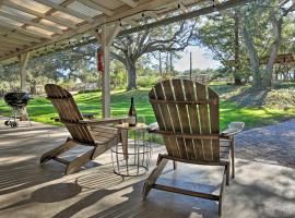 Arroyo Grande Home 3 Mi to Golf Course and Wineries!，位于阿罗约格兰德的酒店