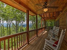 A Sunset Dream - Upscale Blue Ridge Cabin!，位于车里罗格的酒店