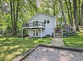 Ludington Cottage with Deck, Yard and Fire Pit!