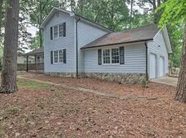 Central Duluth Home with Yard 25 Mi to Atlanta