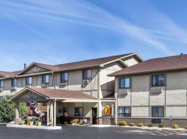 Super 8 by Wyndham Ottawa Starved Rock，位于渥太华的酒店