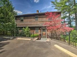 Waterfront New England House on Wickaboag Lake!
