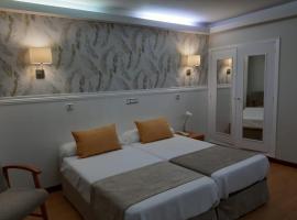阿尔米兰特酒店，位于拉科鲁尼亚的酒店