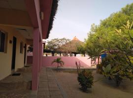 Kajamor Lodge Hotel，位于Sanyang的酒店