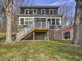 Quiet Escape with Hot Tub, 5 Miles to Raystown Lake!
