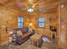 Cozy Cabin with Hot Tub - 4 Mi to Broken Bow Lake!