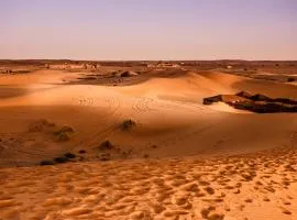 Desert Camp Laila