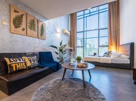 Empire Damansara Duplex Studio near 1 Utama, Ikea, Kidzania & The Curve，位于达曼萨拉佩尔达纳的酒店