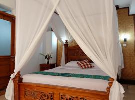 KARANG SARI Guesthouse & Warung，位于姆杜克的酒店