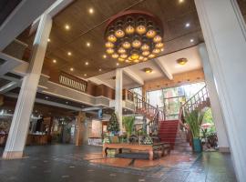 100 Islands Resort & Spa，位于素叻素叻他尼机场 - URT附近的酒店