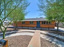 Modern Tempe Vacation Home 2 Mi to Downtown!