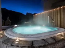 Hotel La Fradora - Dolomites Hotel