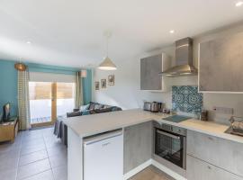 Stones Throw Studio Apartment Bude Cornwall，位于布德的酒店