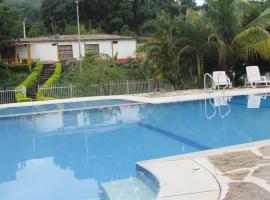 Finca Turística Santa Bárbara，位于梅尔加的酒店
