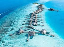 Angsana Velavaru - All inclusive SELECT with 50 percent off on Return Sea Plane Transfers for Stays of 5 Nights or more on selected rooms，位于妮兰朵南环礁的酒店
