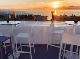 BLUESEA Arenal Tower Adults Only，位于埃尔阿雷纳尔的酒店