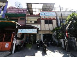 Bantal Guling Pasar Baru，位于万隆的旅馆