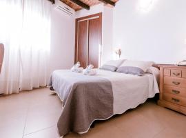 Hospedium Hotel Blu Fonseca，位于佩利格罗斯的酒店