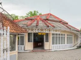 Super OYO 2346 Hotel Padjadjaran 1