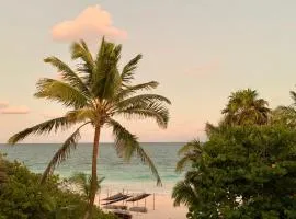 Libelula Tulum Beachfront Hotel