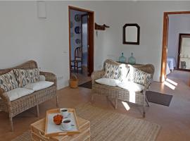 Casa Mediterranea en pueblo de mar，位于卡拉菲格拉的度假屋