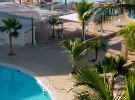 Private Apartments in Caribe Dominicus solo adultos，位于巴亚希贝的海滩短租房