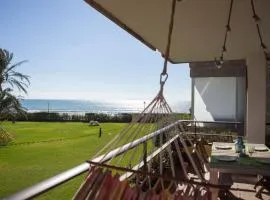 Gavamar Castelldefels Beachfront Apartment- Direct access to the beach