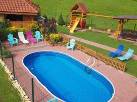 Willa i domki Victoria，位于维斯瓦的海滩酒店