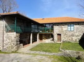 卡萨瑞克托拉康达旅馆，位于Rairiz de Veiga的旅馆