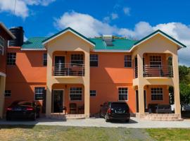 Jean's ( 1 or 2 B/R ) Condo, Sapphire Estate,Laborie ,St Lucia. Comfort in Style.，位于Laborie的别墅