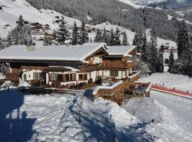Ferienhof Ausserbrente，位于图克斯拉登那尔姆第六滑雪缆车附近的酒店